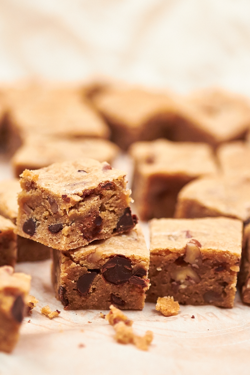 Bourbon Blondies with Pecans and Chocolate Chunks