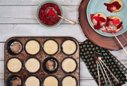 Muffin-Cup Smoked Sugar Ice Cream with Roasted Strawberrie